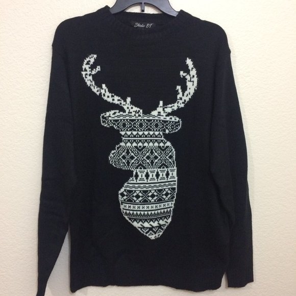 Studio 8T Christmas Sweater Holidays Reindeer NWOT - Picture 2 of 10